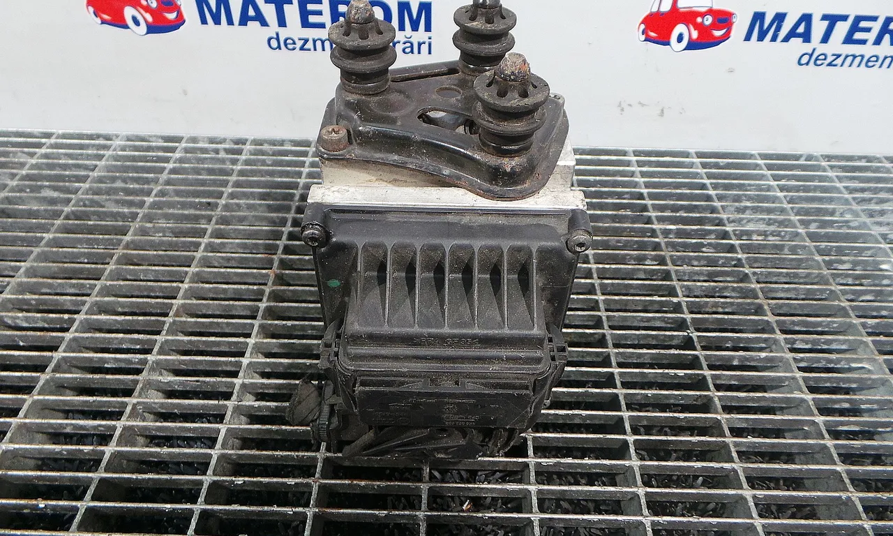 UNITATE ABS VOLKSWAGEN PASSAT B6 Variant 2005-2011