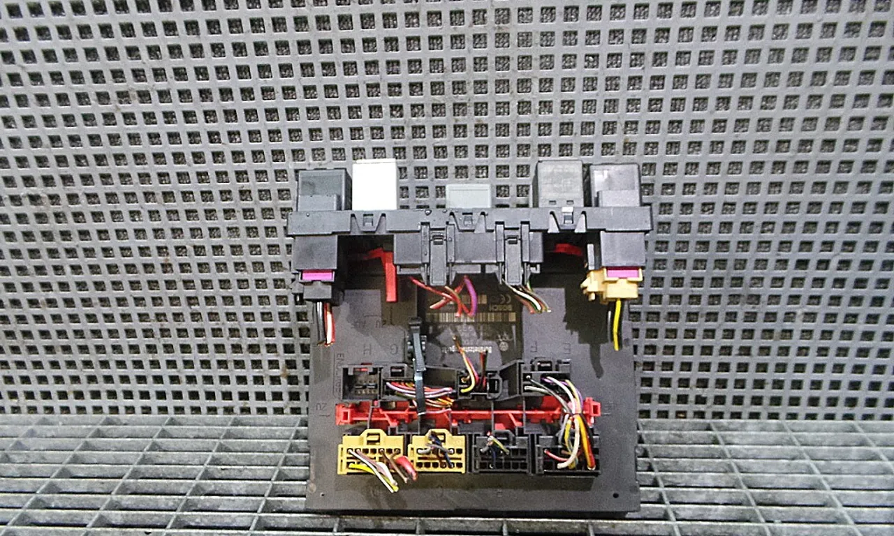 MODUL CONFORT VOLKSWAGEN PASSAT B6 Variant 2005-2011