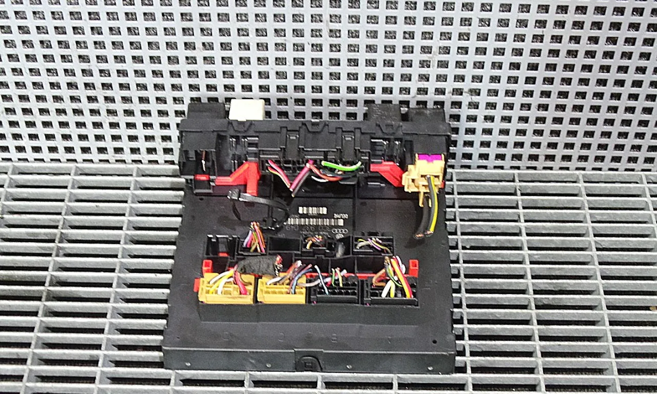 MODUL CONFORT VOLKSWAGEN PASSAT B6 Variant 2005-2011