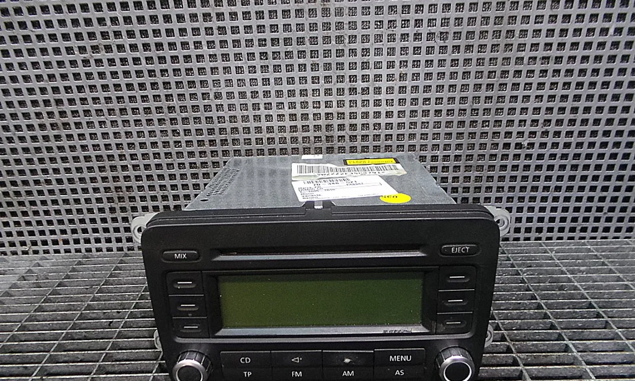 RADIO CD VOLKSWAGEN PASSAT B6 Variant 2005-2011