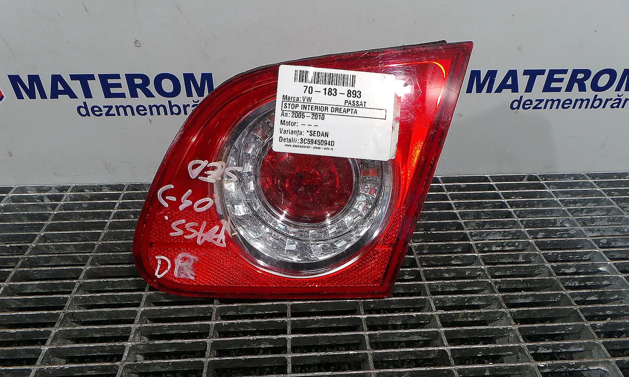 STOP INTERIOR DREAPTA VOLKSWAGEN PASSAT B6 Variant 2005-2011