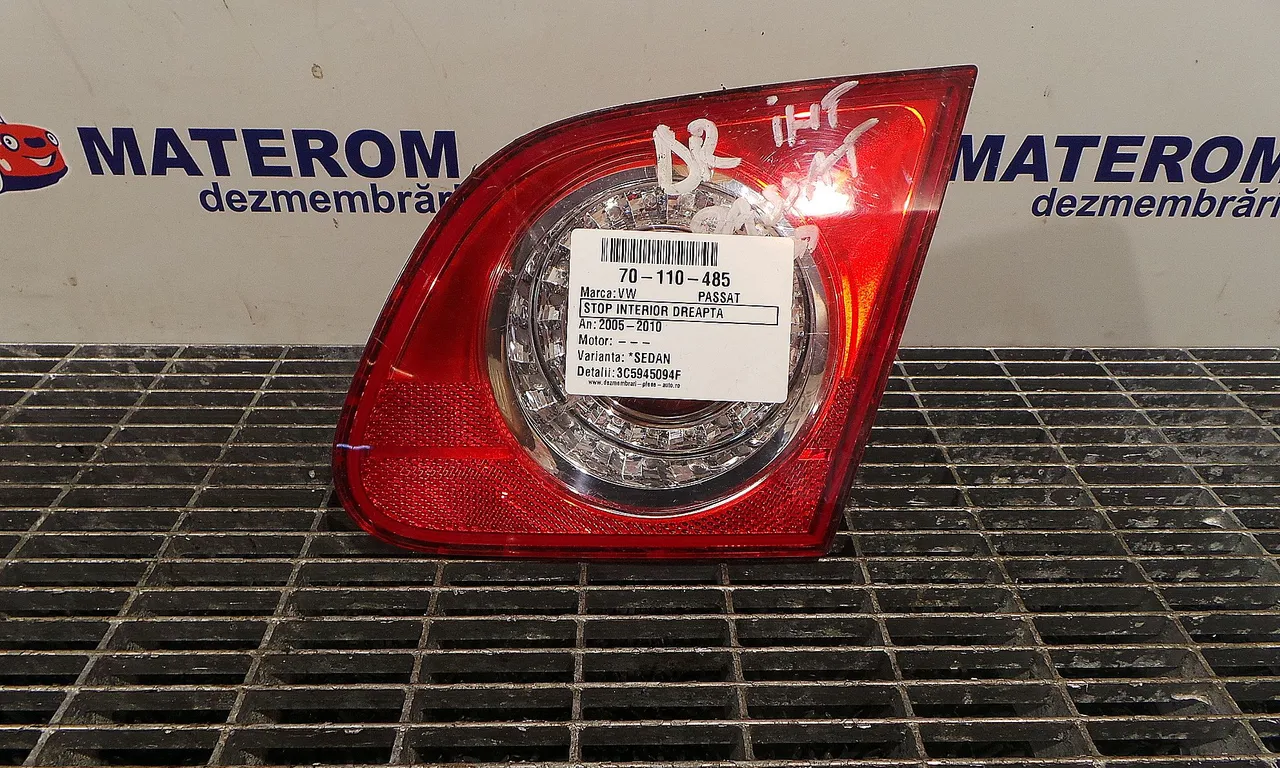 STOP INTERIOR DREAPTA VOLKSWAGEN PASSAT B6 Variant 2005-2011
