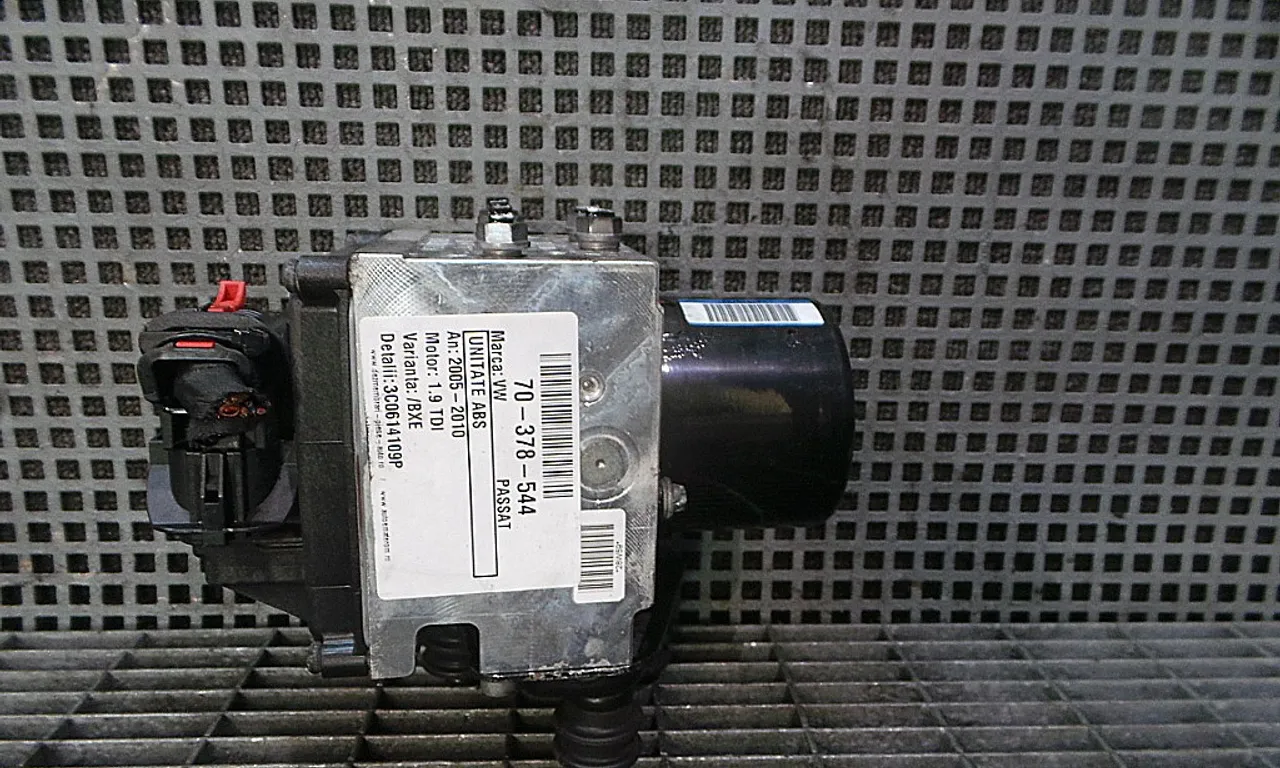 UNITATE ABS VOLKSWAGEN PASSAT B6 Variant 2005-2011
