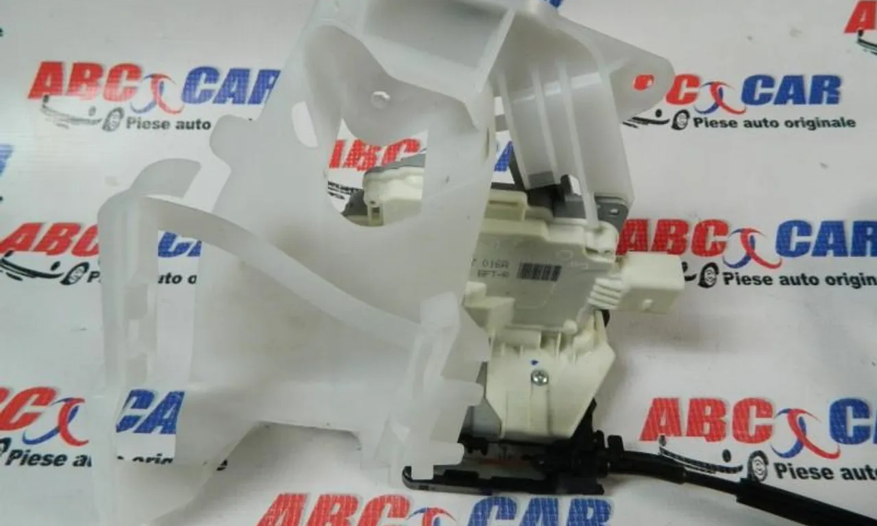 Broasca usa dreapta fata VOLKSWAGEN PASSAT B7 2010-2014