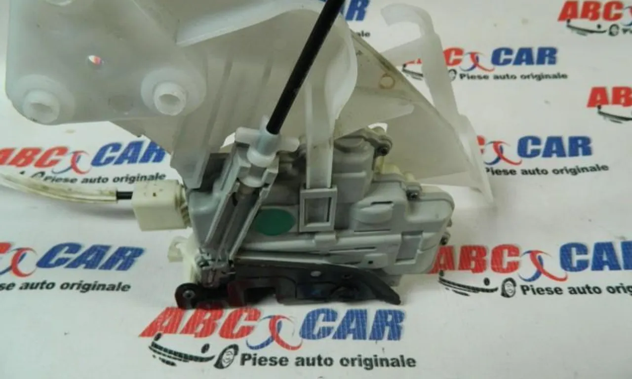 Broasca usa dreapta spate VOLKSWAGEN PASSAT B7 2010-2014