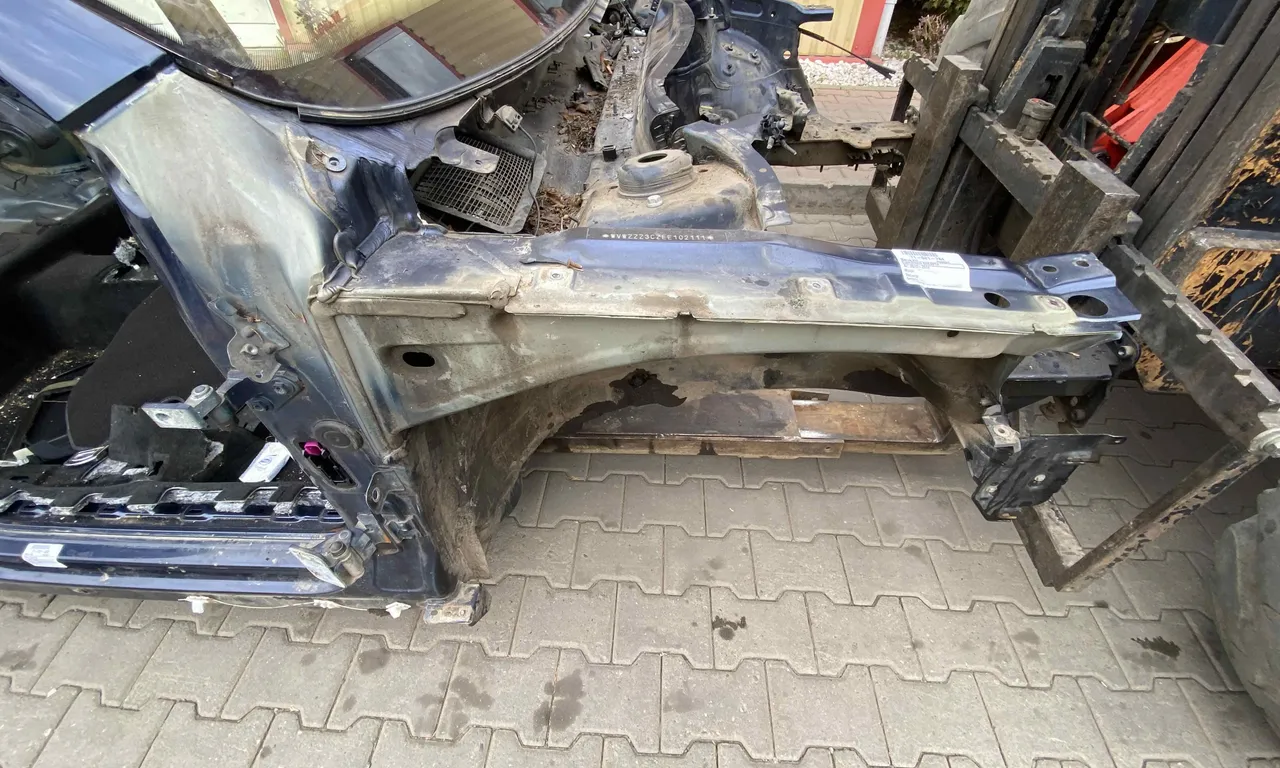 LONJERON DREAPTA VOLKSWAGEN PASSAT B7 2010-2014