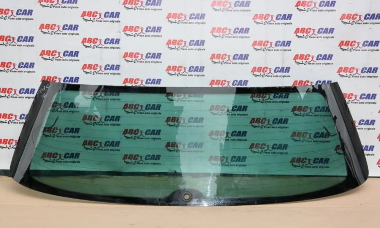 Luneta VOLKSWAGEN PASSAT B7 2010-2014