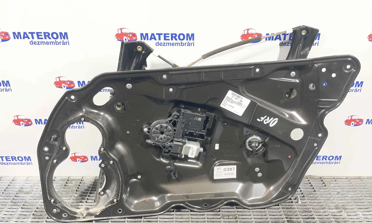 MACARA USA FATA DREAPTA VOLKSWAGEN PASSAT B7 2010-2014