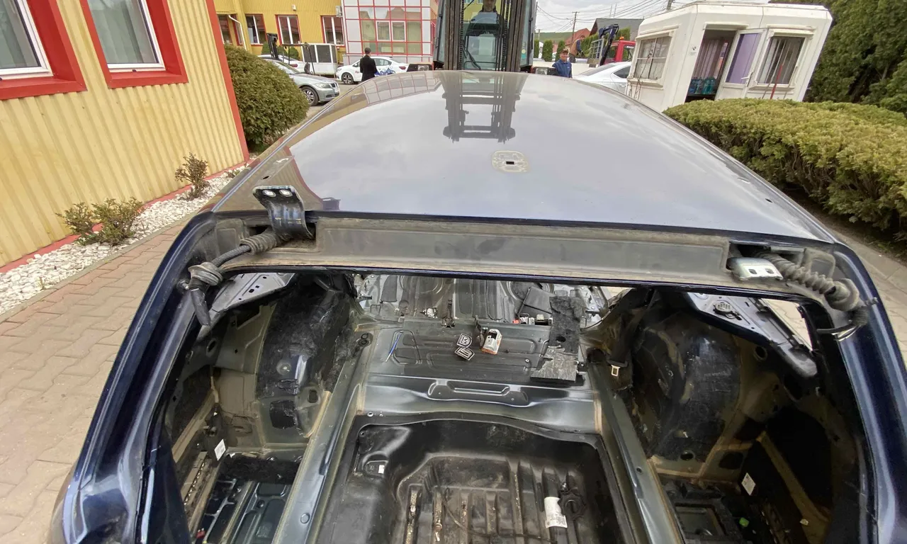 PAVILION VOLKSWAGEN PASSAT B7 2010-2014