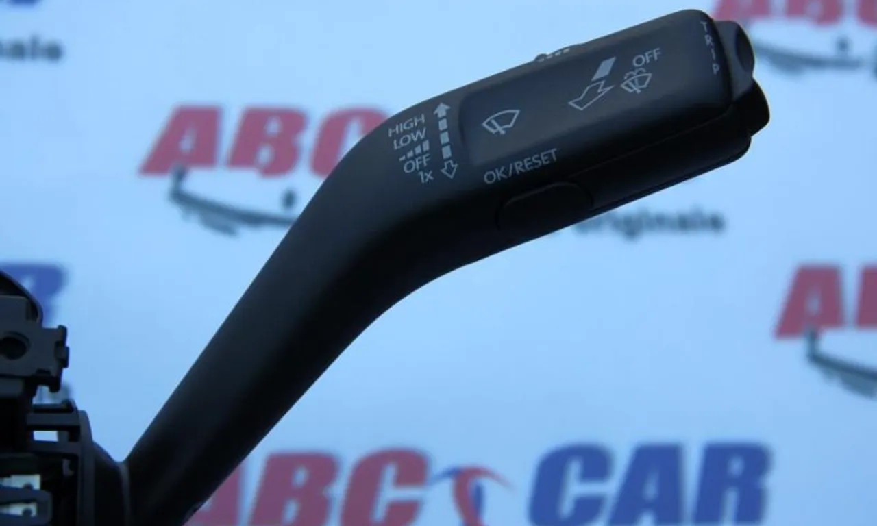 Maneta stergatoare VOLKSWAGEN PASSAT B7 2010-2014