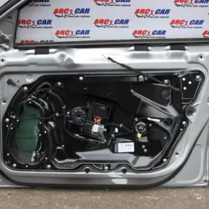 Motoras macara usa dreapta fata