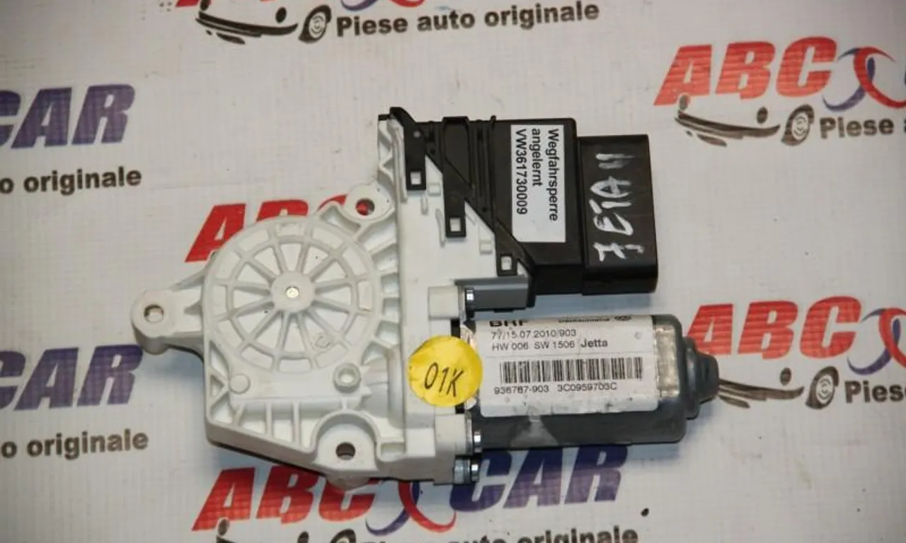 Motoras macara usa dreapta fata VOLKSWAGEN PASSAT B7 2010-2014