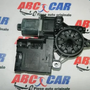Motoras macara usa dreapta fata