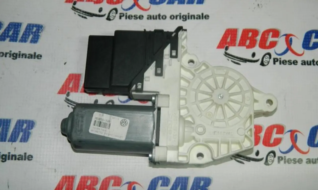 Motoras macara usa dreapta spate VOLKSWAGEN PASSAT B7 2010-2014