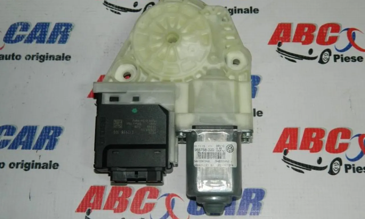 Motoras macara usa dreapta spate VOLKSWAGEN PASSAT B7 2010-2014