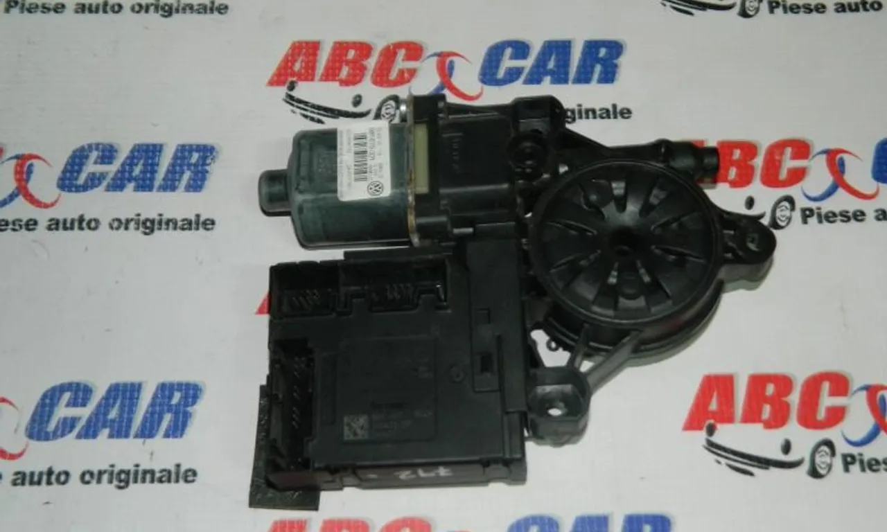 Motoras macara usa stanga fata VOLKSWAGEN PASSAT B7 2010-2014