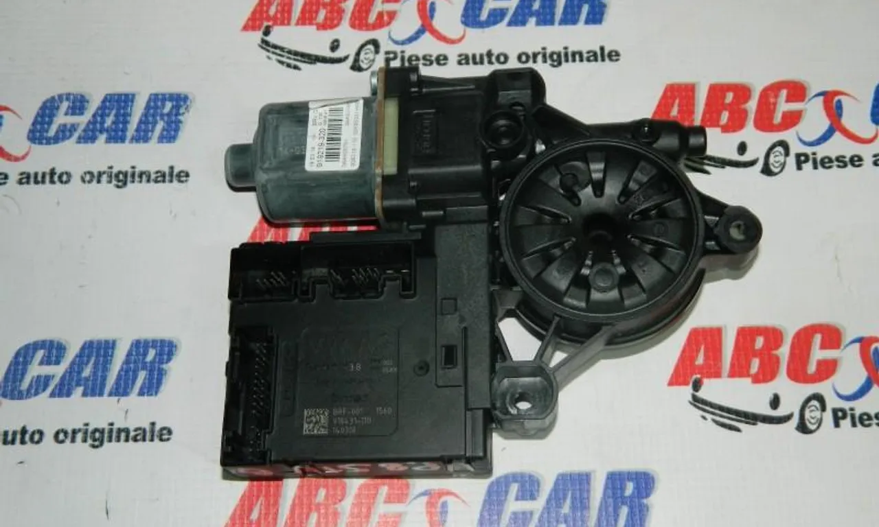 Motoras macara usa stanga fata VOLKSWAGEN PASSAT B7 2010-2014