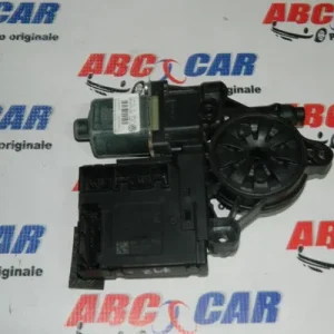Motoras macara usa stanga fata