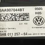 TABLOU COMANDA INCALZIRE VOLKSWAGEN PASSAT B7 2.0 2010-2014 oe-3AA907044BT, vedere laterala
