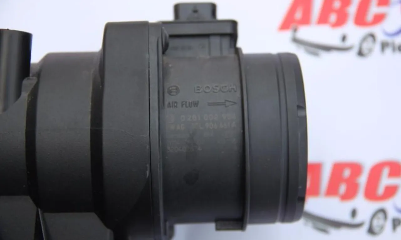 Debitmetru aer VOLKSWAGEN PASSAT B7 2010-2014