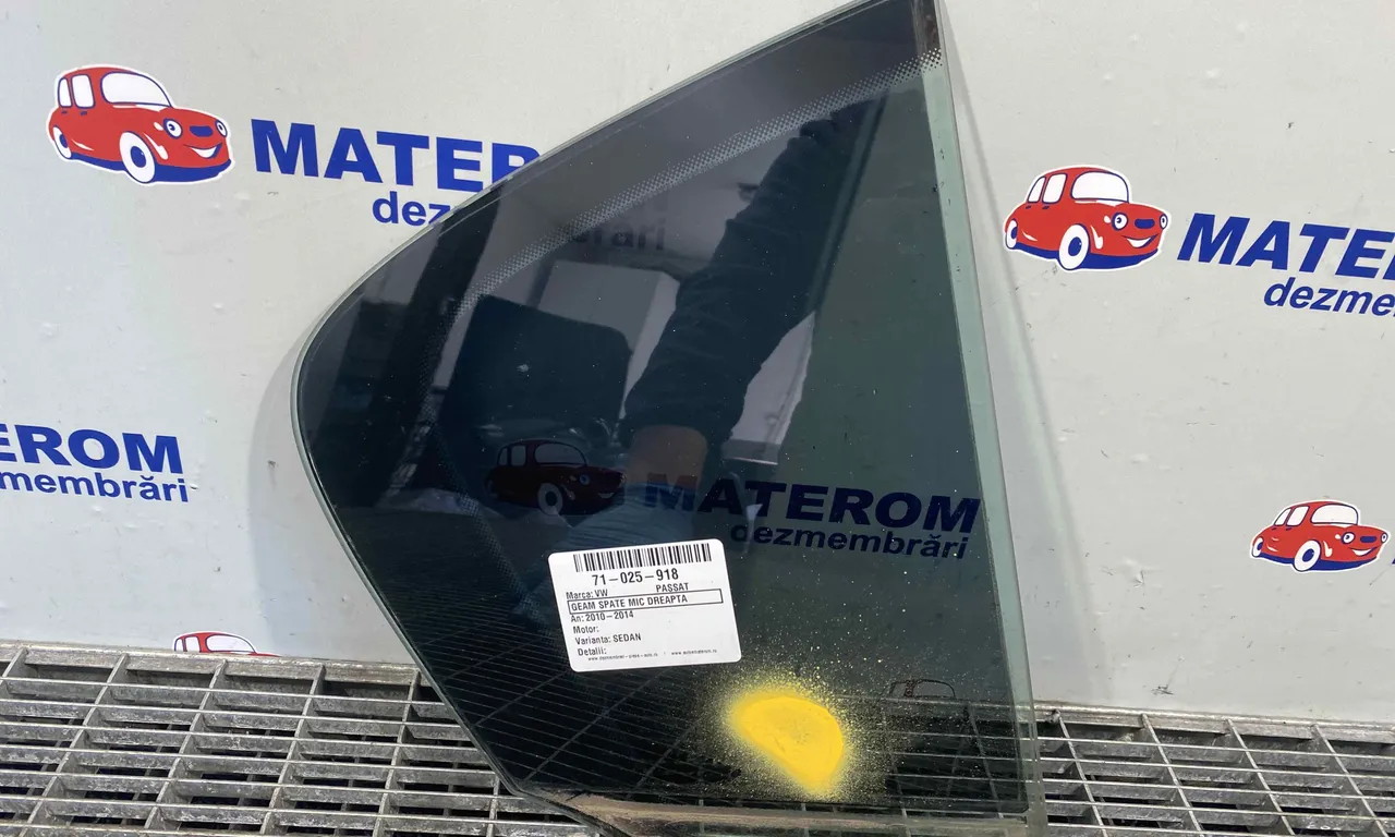 GEAM SPATE MIC DREAPTA VOLKSWAGEN PASSAT B7 Variant 2010-2015