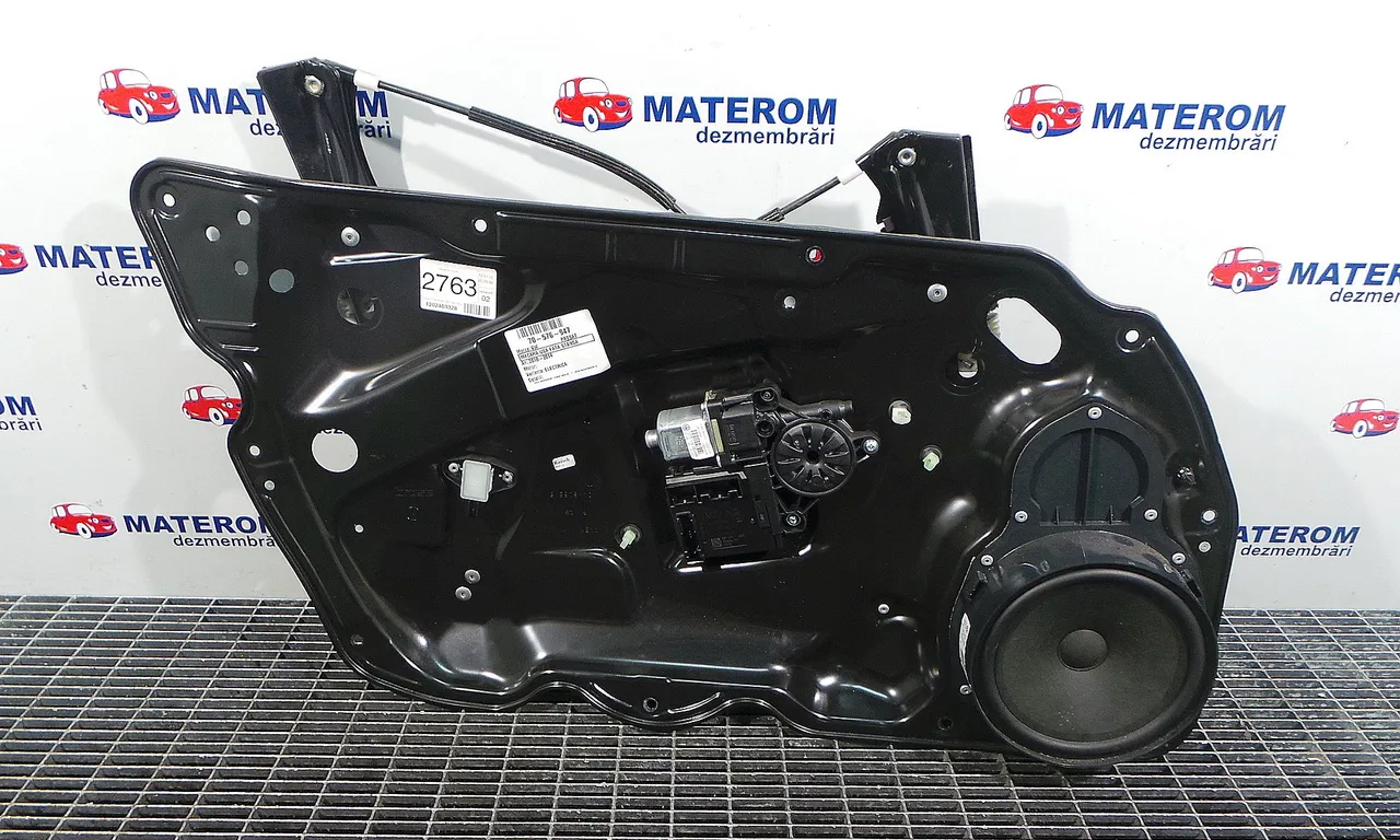 MACARA USA FATA STANGA VOLKSWAGEN PASSAT B7 Variant 2010-2015