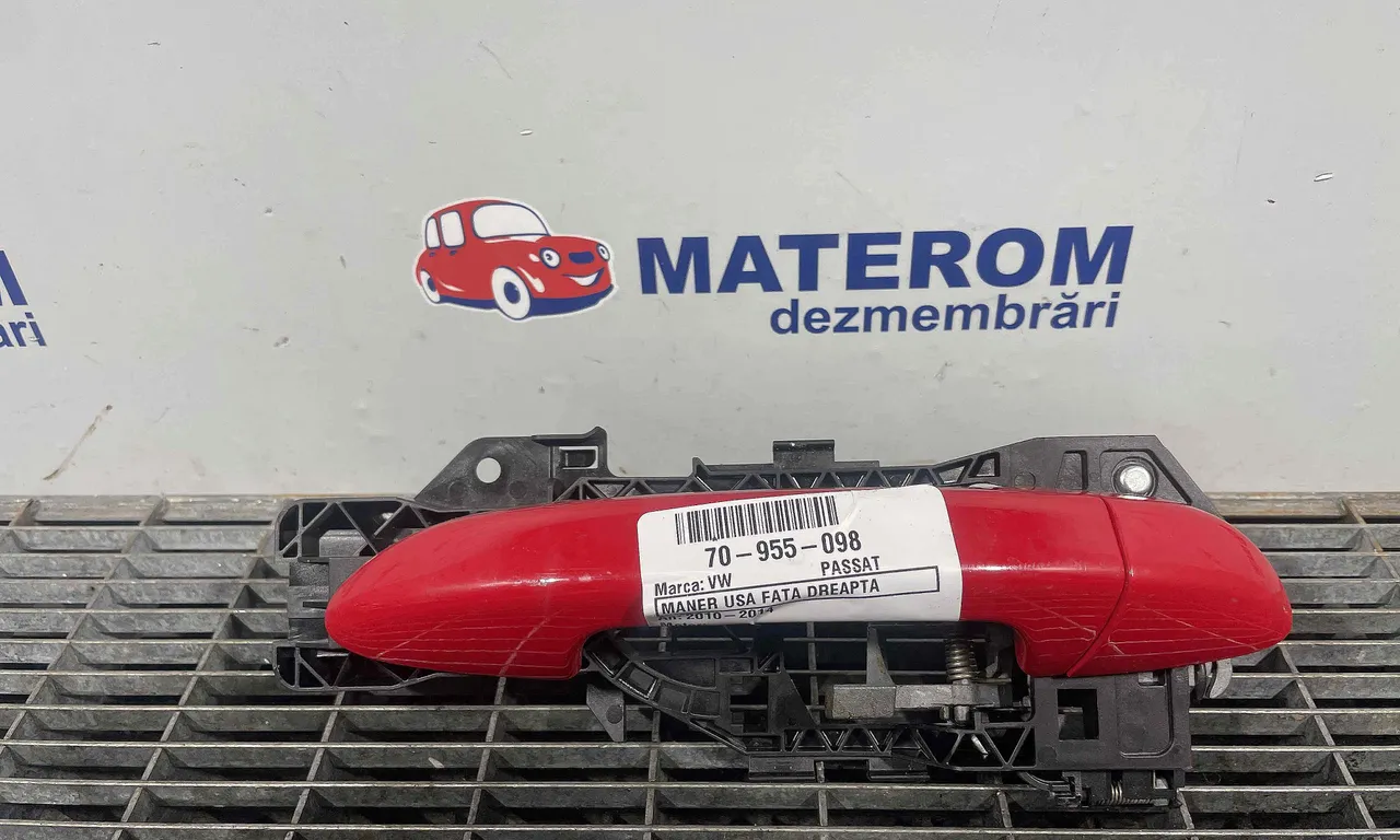 MANER USA FATA DREAPTA VOLKSWAGEN PASSAT B7 Variant 2010-2015