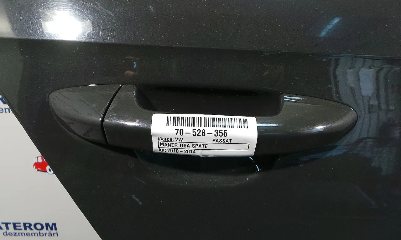 MANER USA SPATE DREAPTA VOLKSWAGEN PASSAT B7 Variant 2010-2015