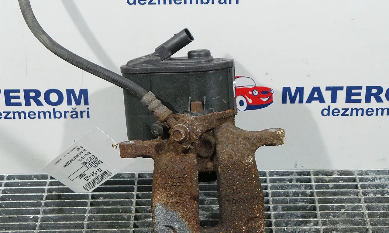 ETRIER SPATE DREAPTA VOLKSWAGEN PASSAT B7 Variant 2010-2015