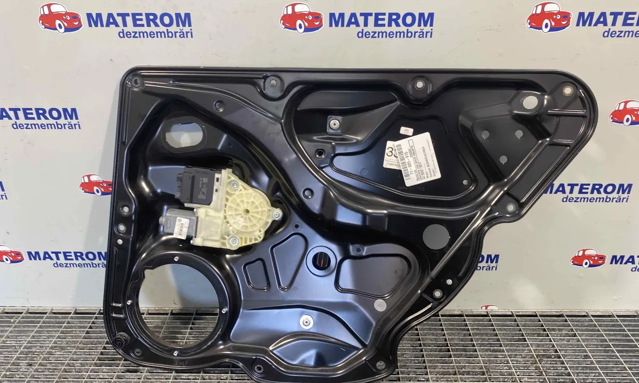 MACARA USA SPATE DREAPTA VOLKSWAGEN PASSAT B7 Variant 2010-2015