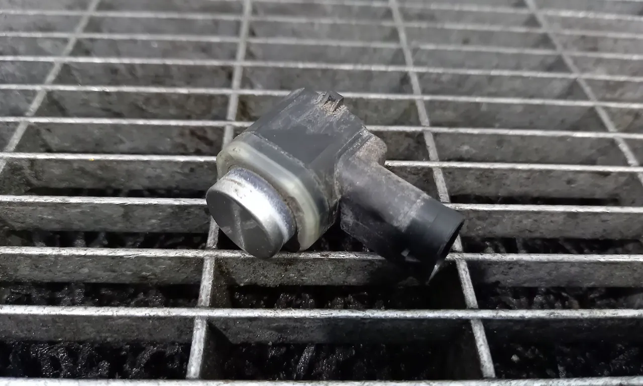 SENZOR PARCARE SPATE VOLKSWAGEN PASSAT B7 Variant 2010-2015
