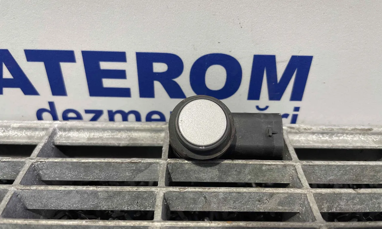 SENZOR PARCARE SPATE VOLKSWAGEN PASSAT B7 Variant 2010-2015