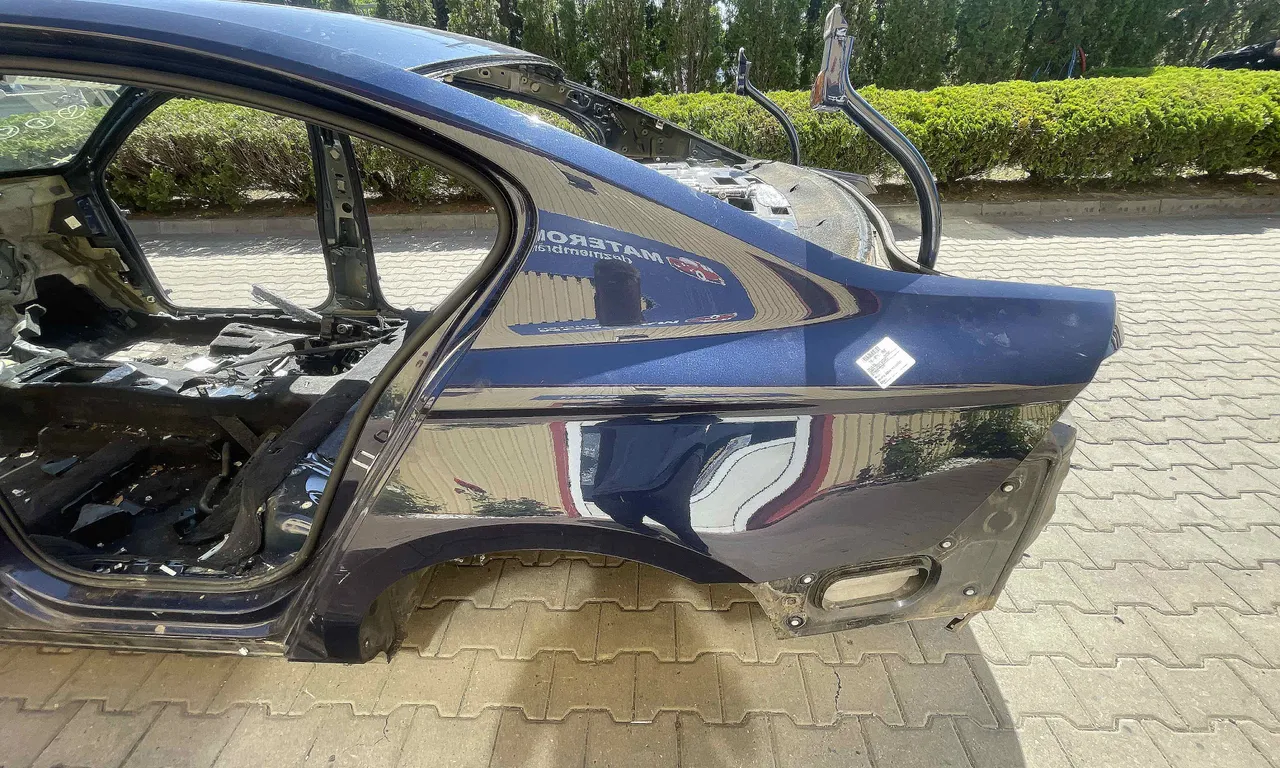ARIPA SPATE STANGA VOLKSWAGEN PASSAT B8 2014-2019