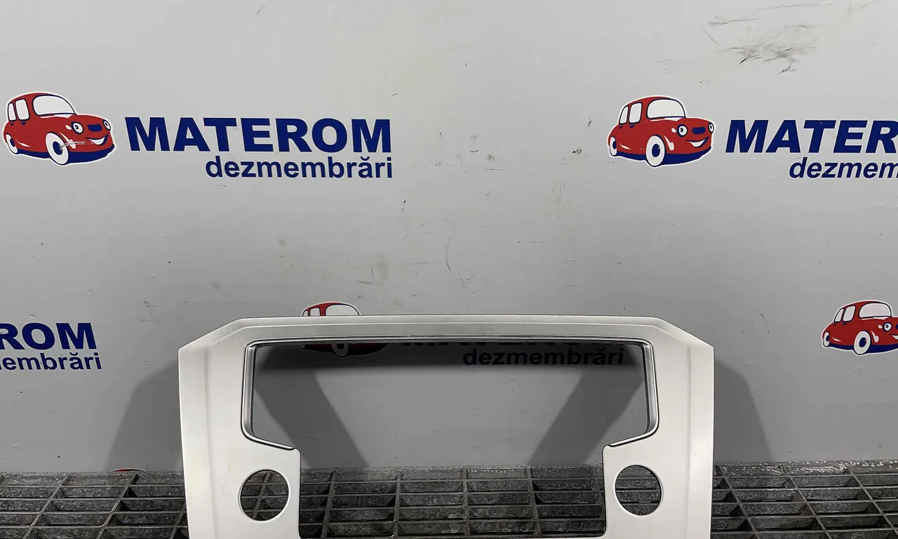 GRILA BORD VOLKSWAGEN PASSAT B8 2014-2019