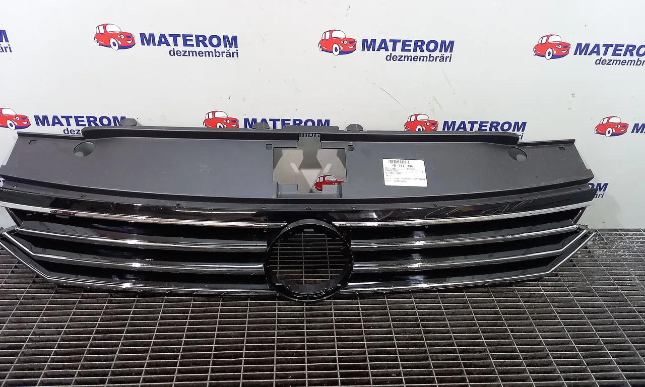 GRILA FATA VOLKSWAGEN PASSAT B8 2014-2019