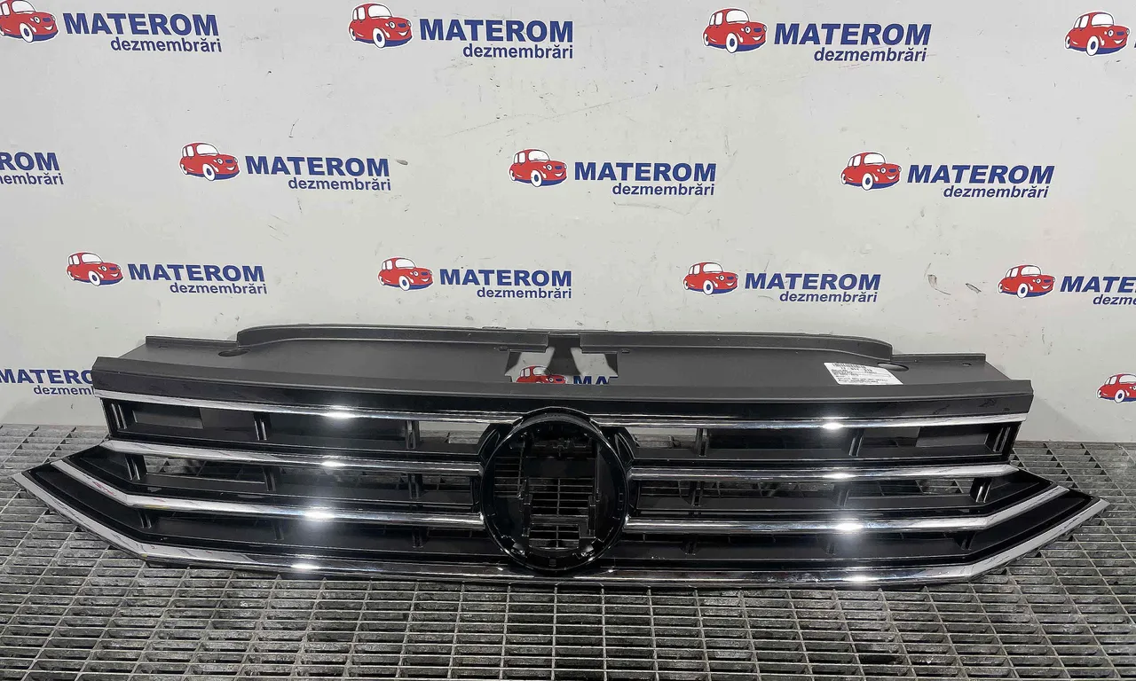GRILA FATA VOLKSWAGEN PASSAT B8 2014-2019