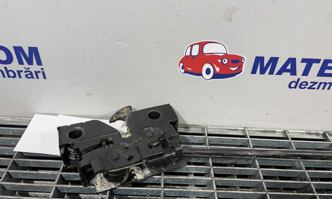 INCUIETOARE CAPOTA FATA VOLKSWAGEN PASSAT B8 2014-2019