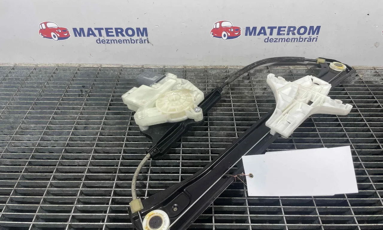 MACARA USA SPATE DREAPTA VOLKSWAGEN PASSAT B8 2014-2019