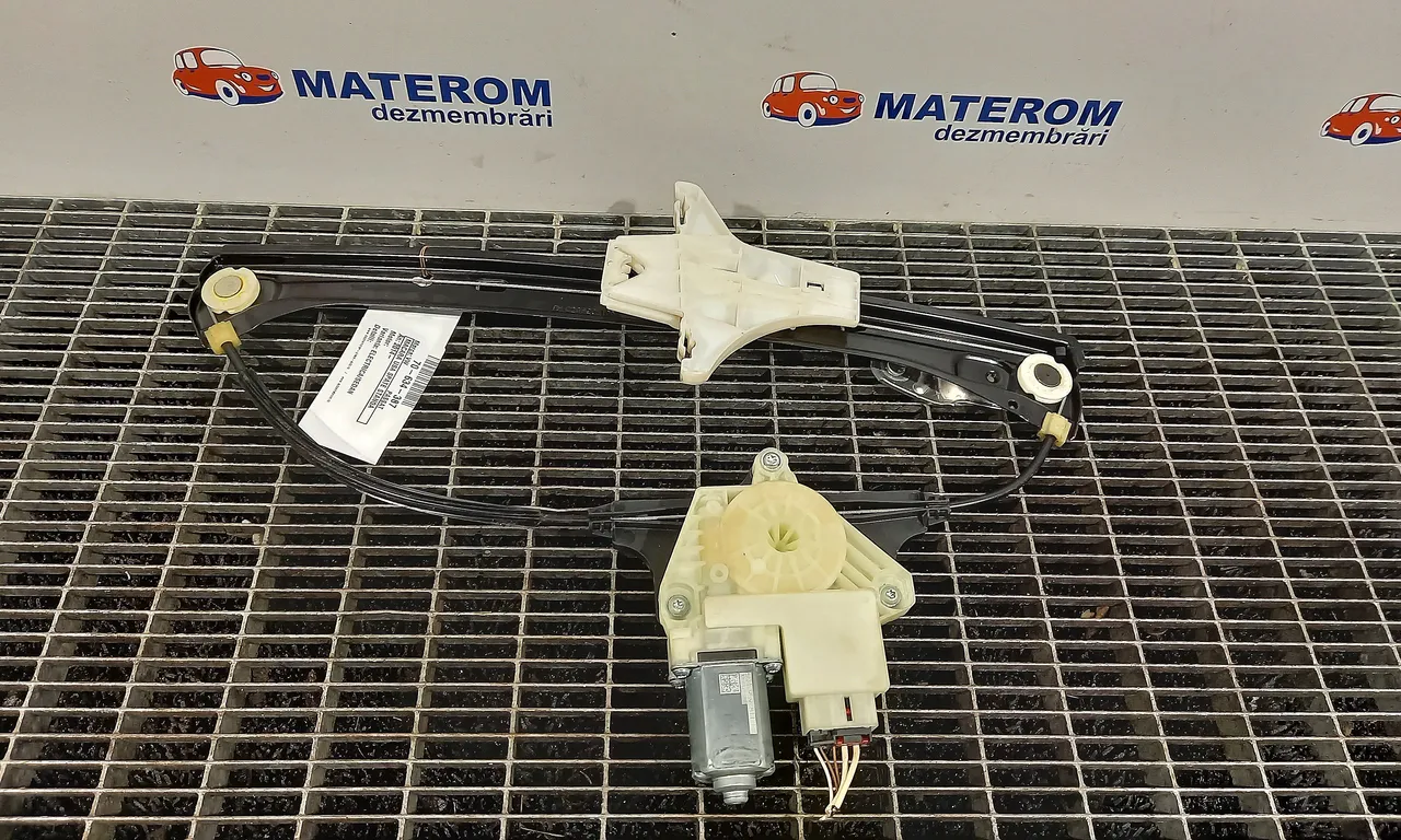 MACARA USA SPATE STANGA VOLKSWAGEN PASSAT B8 2014-2019