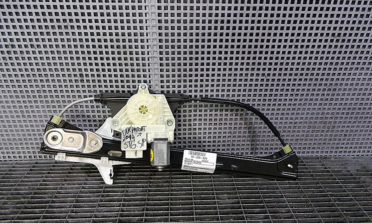 MACARA USA SPATE STANGA VOLKSWAGEN PASSAT B8 2014-2019