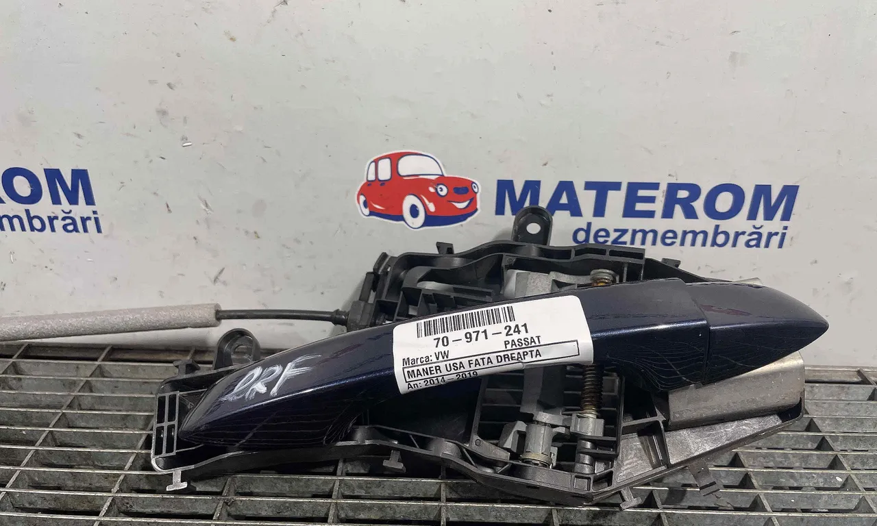 MANER USA FATA DREAPTA VOLKSWAGEN PASSAT B8 2014-2019