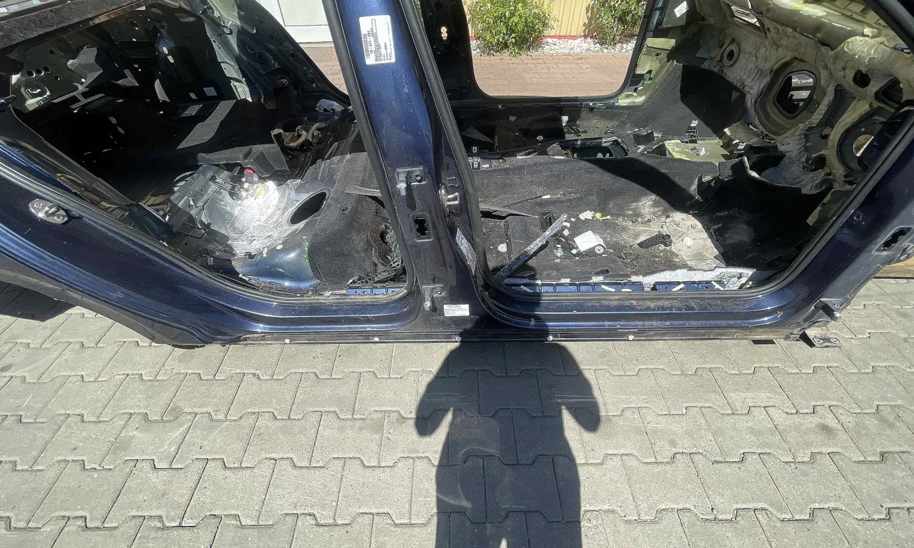 PRAG DREAPTA VOLKSWAGEN PASSAT B8 2014-2019
