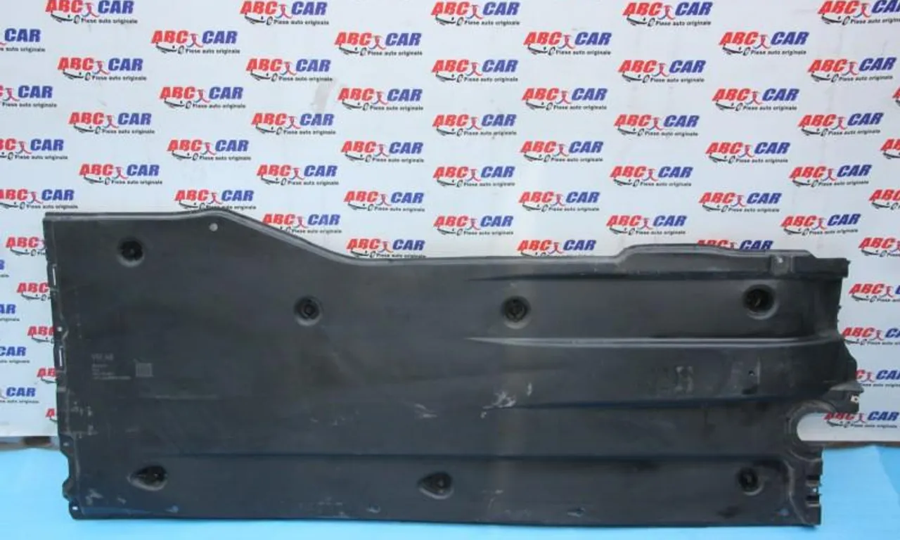 Scut protectie stanga caroserie VOLKSWAGEN PASSAT B8 2014-null