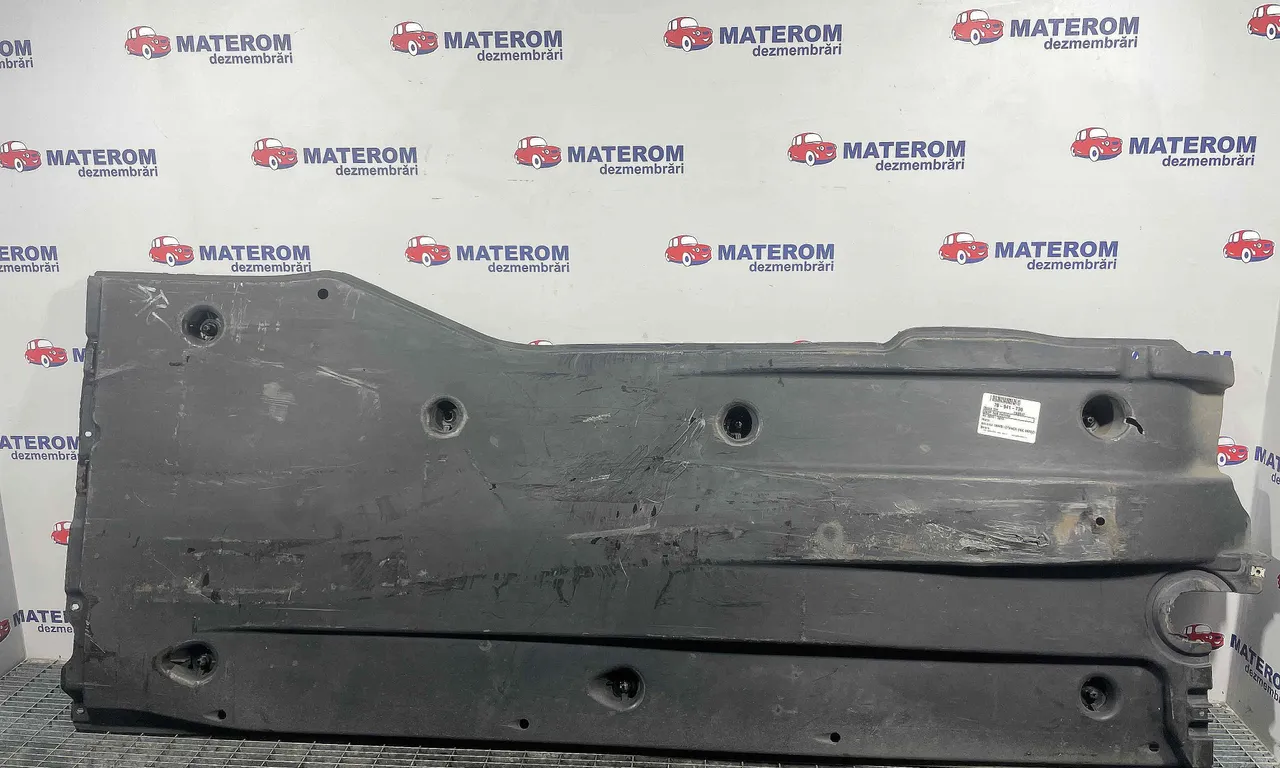 SCUT SUB MASINA VOLKSWAGEN PASSAT B8 2014-2019