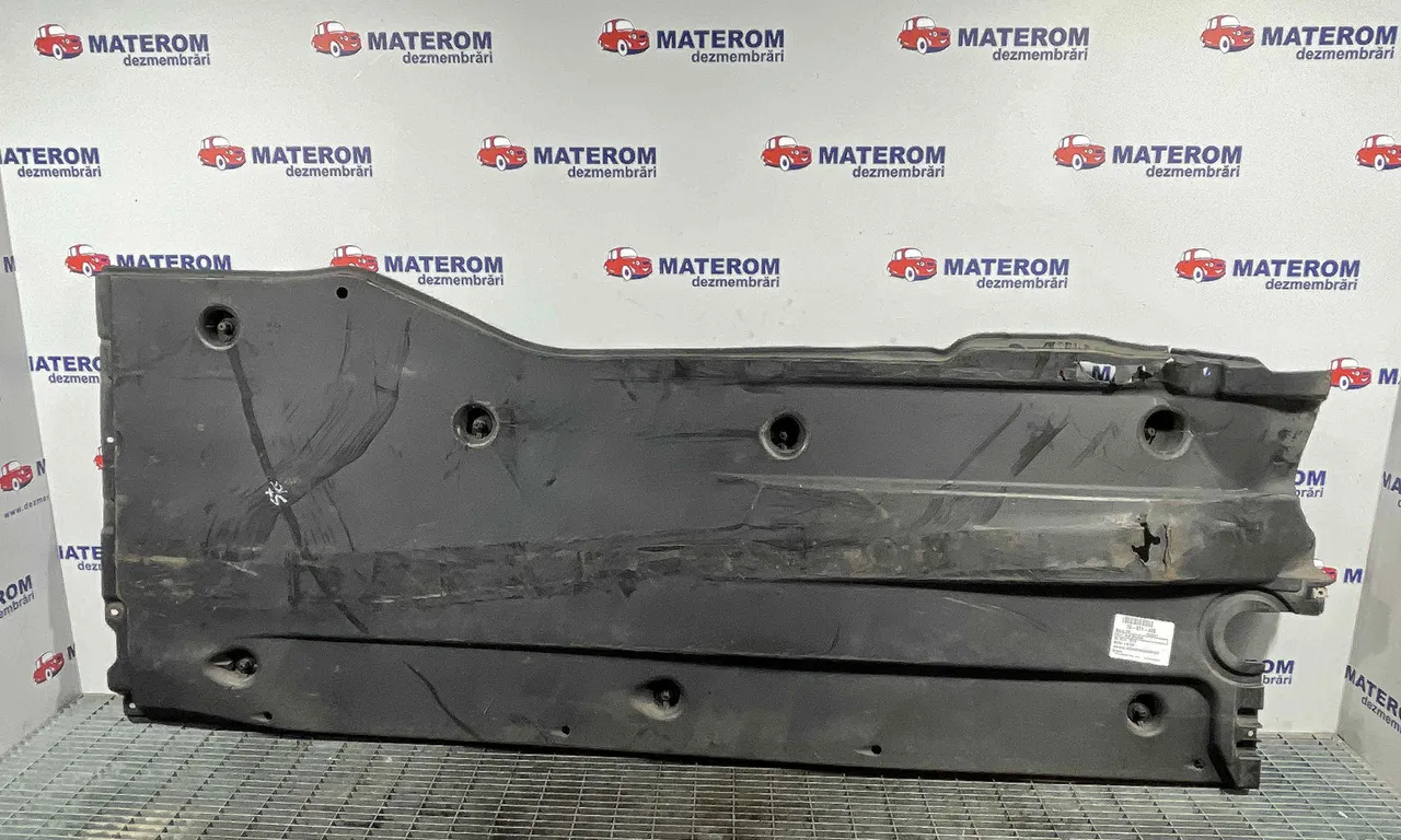 SCUT SUB MASINA VOLKSWAGEN PASSAT B8 2014-2019