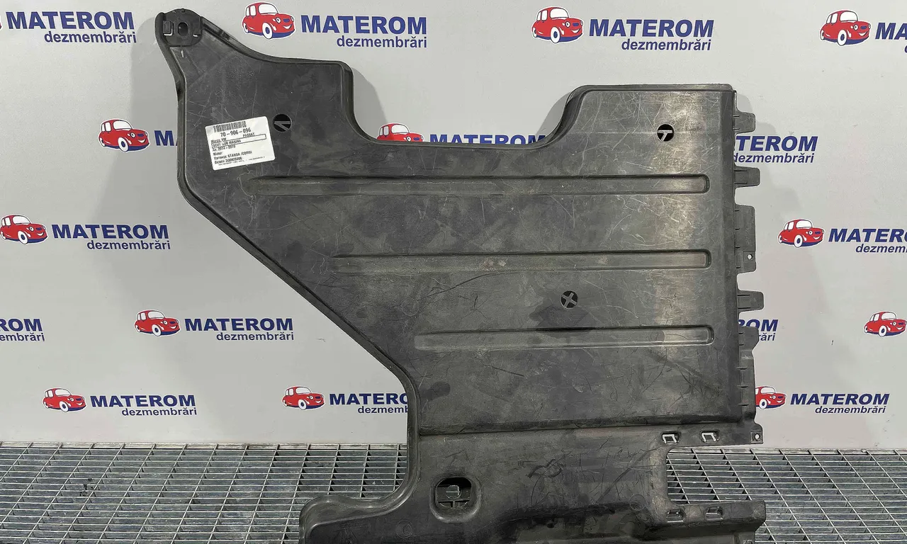 SCUT SUB MASINA VOLKSWAGEN PASSAT B8 2014-2019