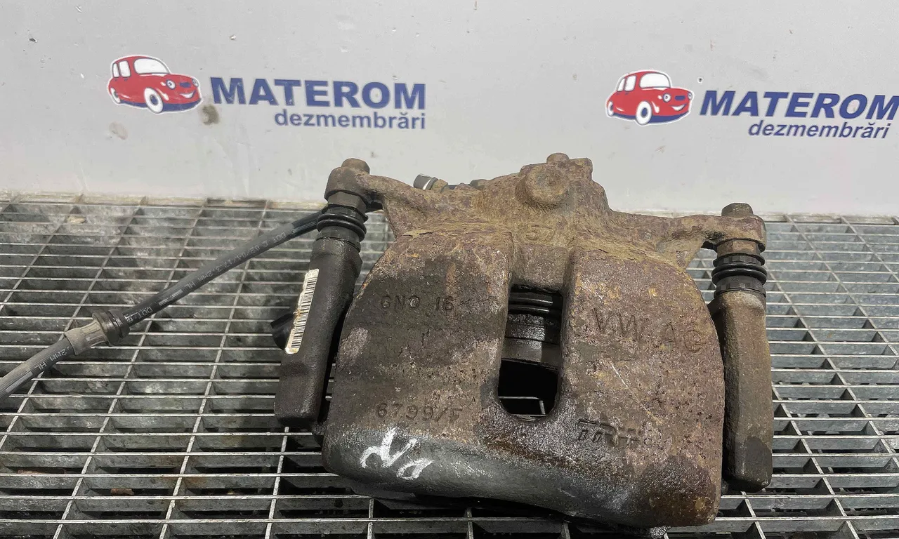 ETRIER FATA DREAPTA VOLKSWAGEN PASSAT B8 2014-2019