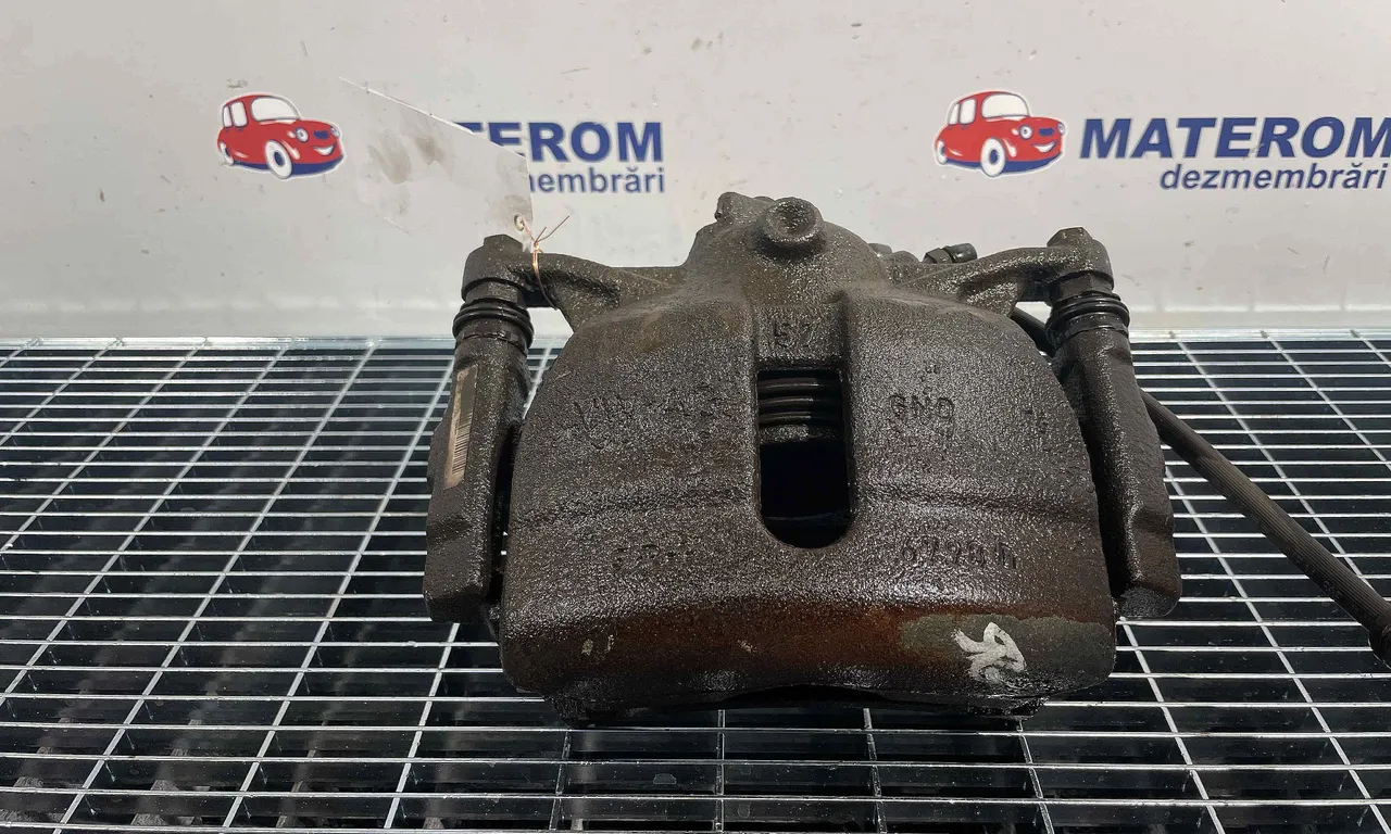 ETRIER FATA STANGA VOLKSWAGEN PASSAT B8 2014-2019