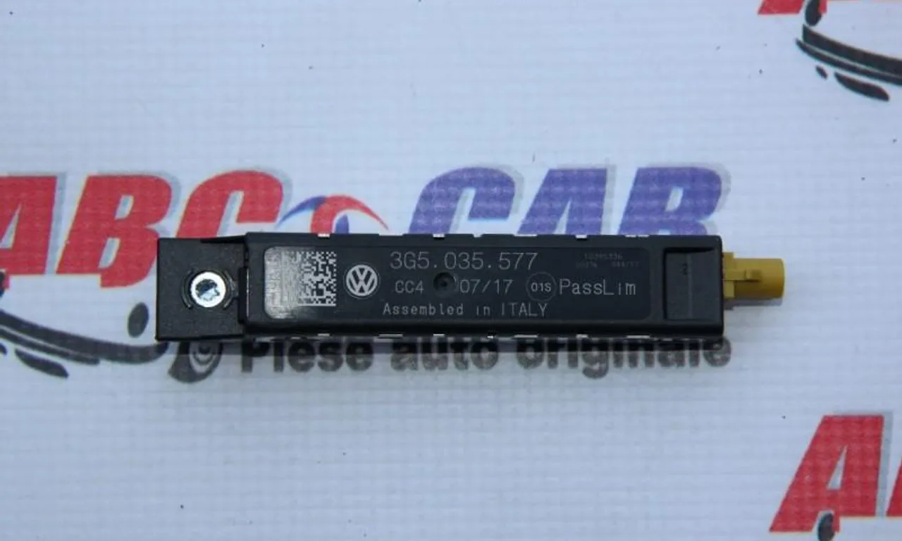 Amplificator antena VOLKSWAGEN PASSAT B8 2014-null