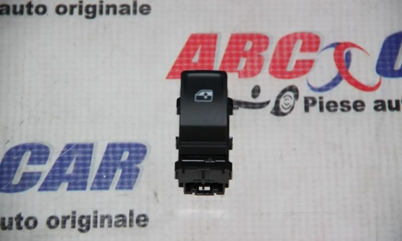Buton comanda geam dreapta fata VOLKSWAGEN PASSAT B8 2014-null